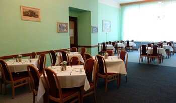 Hotel Hana,Karlovy Vary>>Cheb,3 star