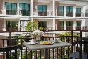 the title kr beach condotel rawai phuket