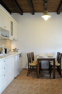 Esperos Suites & Villas,Central Greece>>Argalasti,3 star