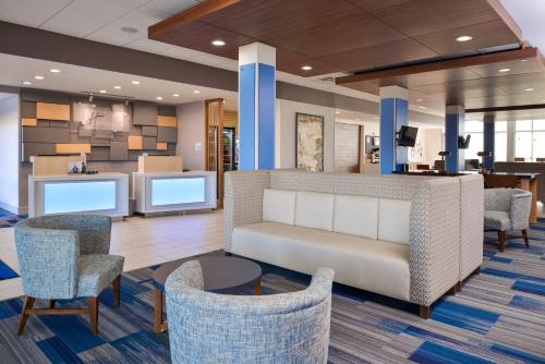 holiday inn express and suites van horn by ihg