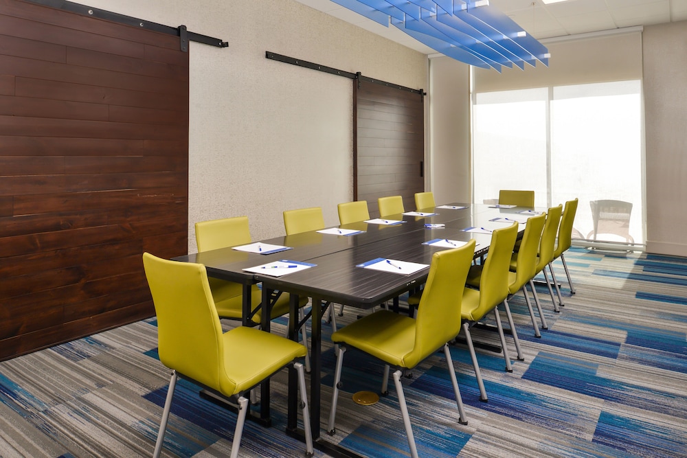 holiday inn express and suites van horn by ihg
