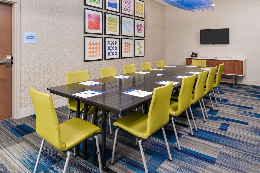 holiday inn express and suites van horn by ihg