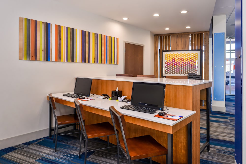 holiday inn express and suites van horn by ihg