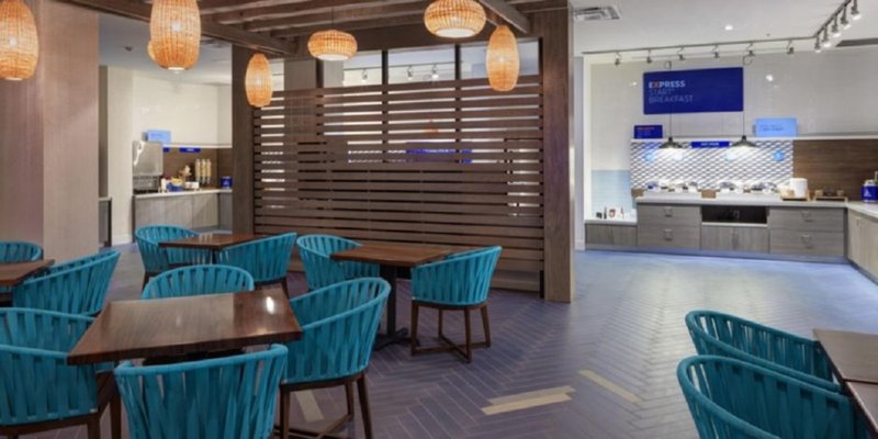 holiday inn express and suites orlando at seaworld by ihg