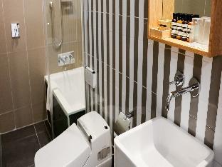 handpicked hotel and collections