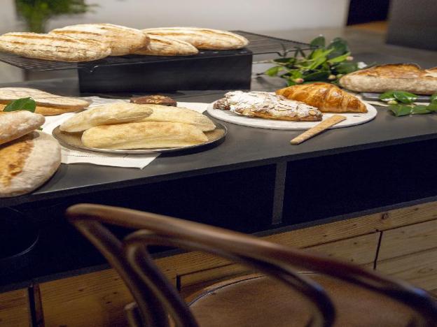 handpicked hotel and collections