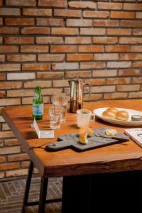 handpicked hotel and collections