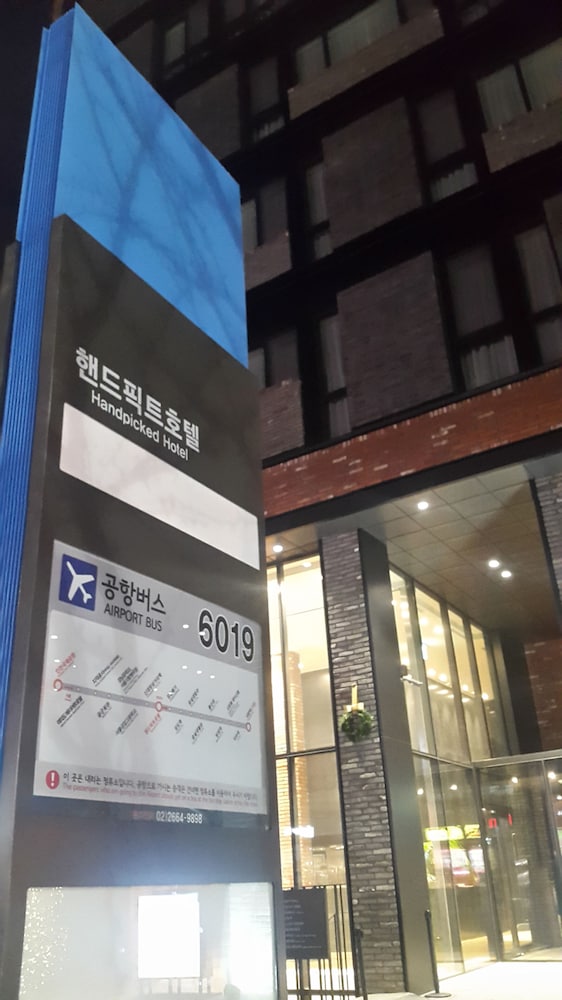 handpicked hotel and collections