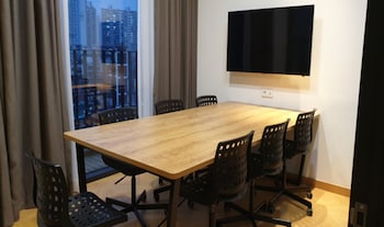 handpicked hotel and collections