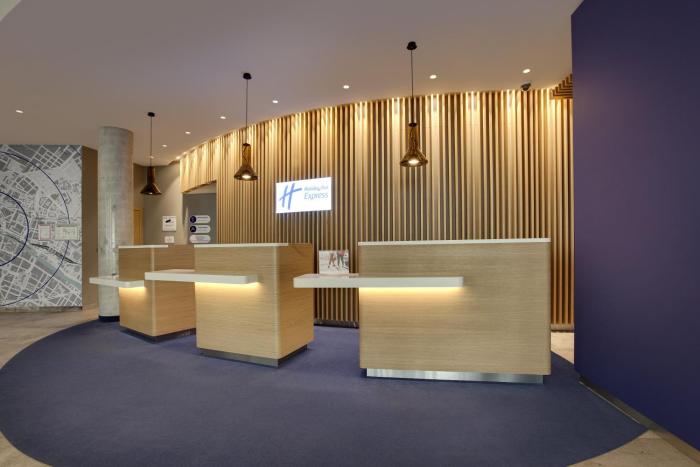 holiday inn express berlin alexanderplatz by ihg