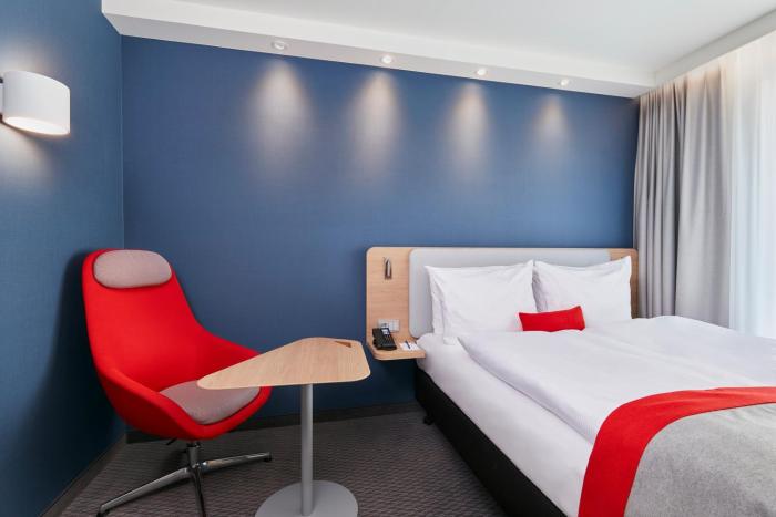 holiday inn express berlin alexanderplatz by ihg