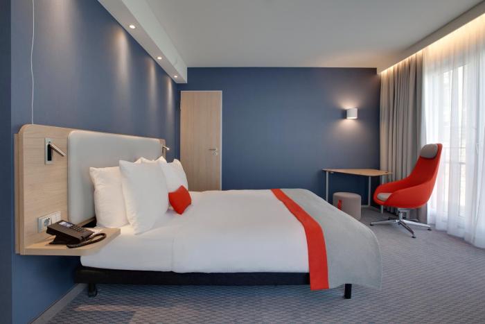 holiday inn express berlin alexanderplatz by ihg