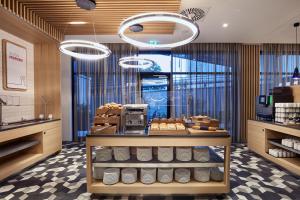 holiday inn express berlin alexanderplatz by ihg
