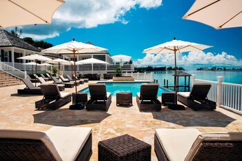 french leave resort autograph collection