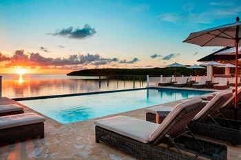 french leave resort autograph collection