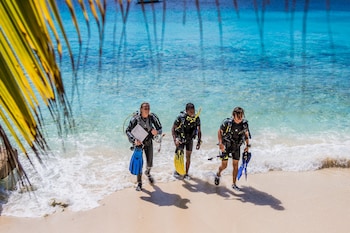 corallium hotel and villas bonaire