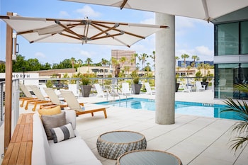 Ac Hotel Irvine,Los Angeles>>Irvine,3 star