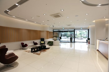 crown hotel changwon