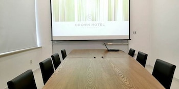 crown hotel changwon