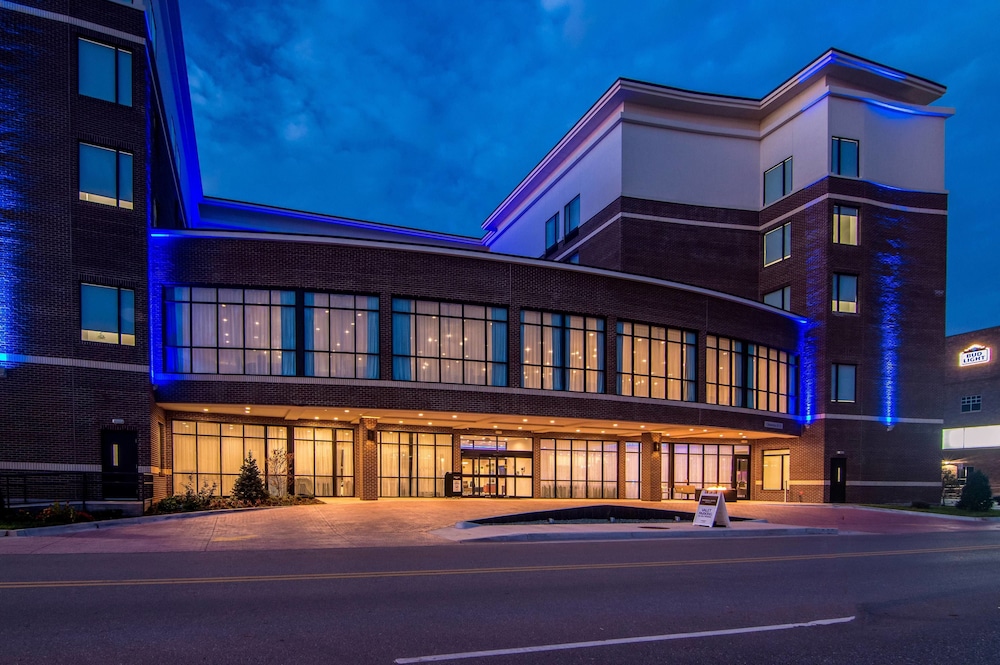 springhill suites by marriott oklahoma city downtown
