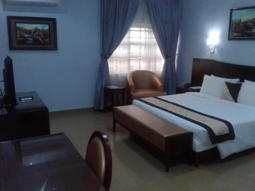 Conference Hotel And Suites,Ijebu Ode>>Epe,3 star