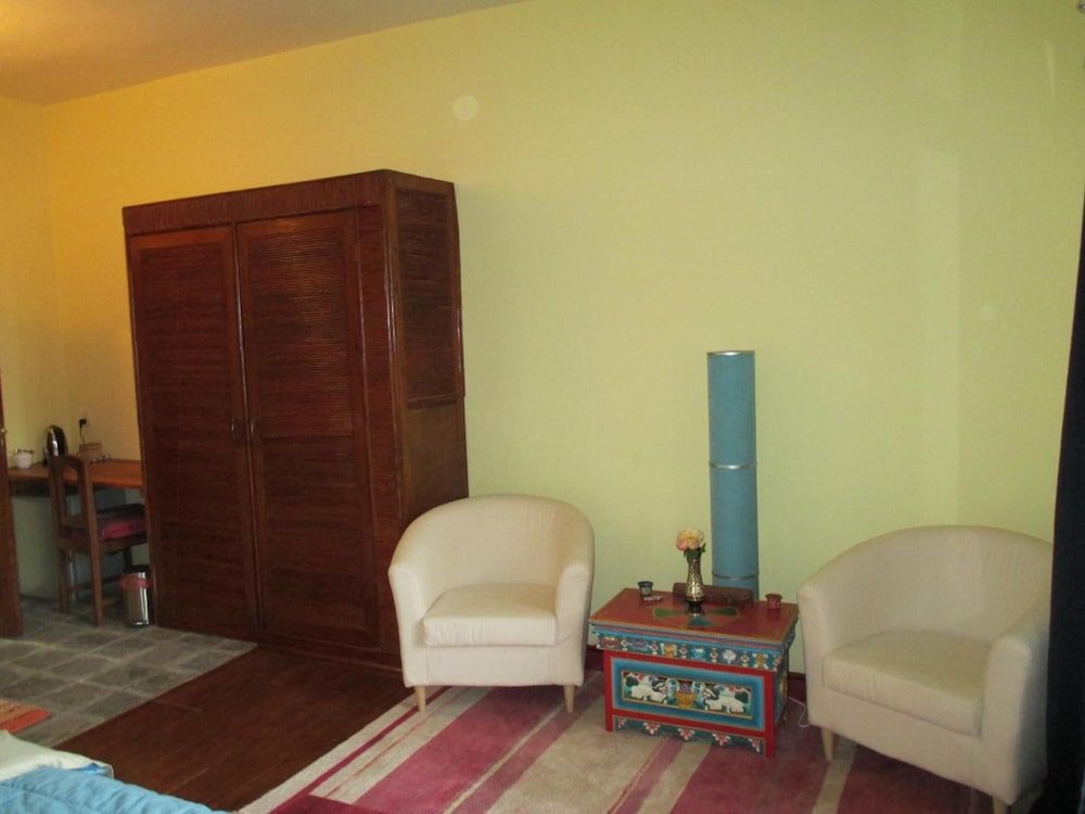 hotel swiss family home