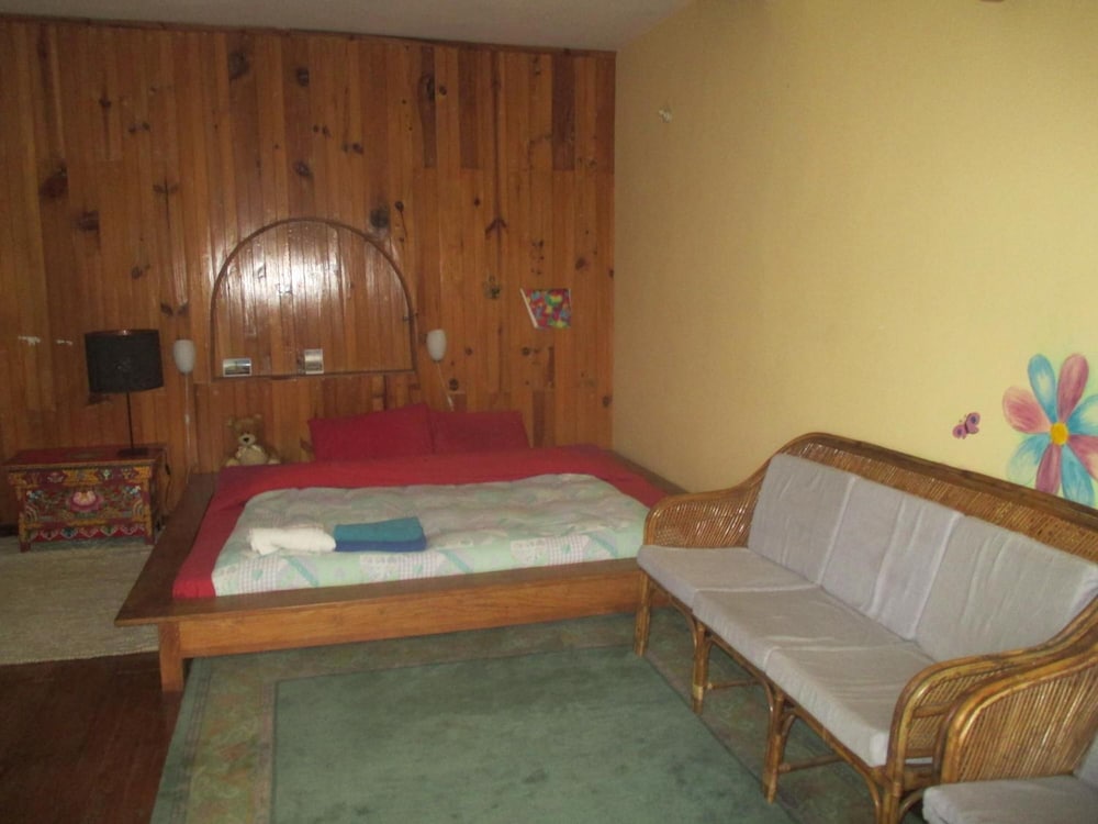 hotel swiss family home