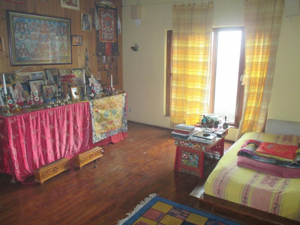 hotel swiss family home