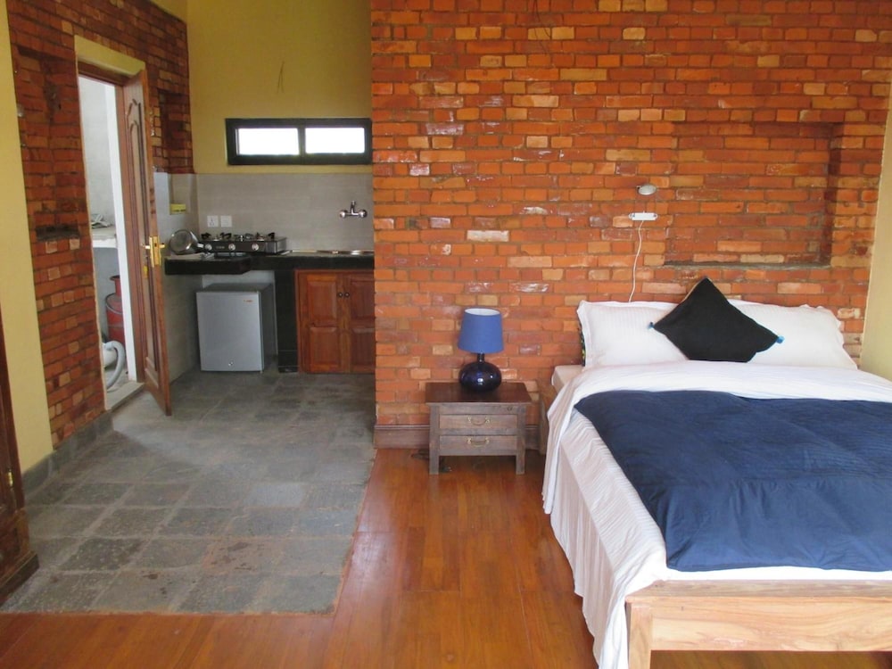 hotel swiss family home