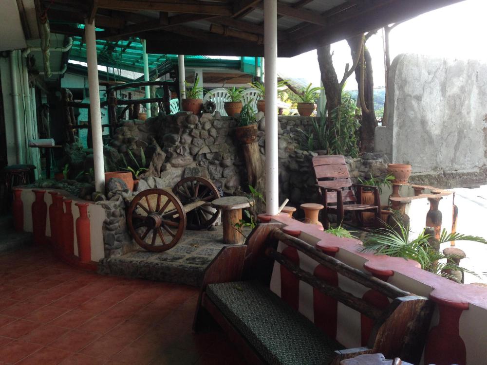 harleys pub and hotel