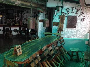 harleys pub and hotel