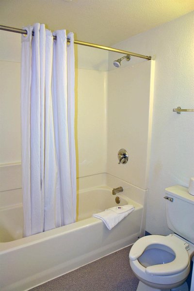 motel 6 carlsbad ca beach