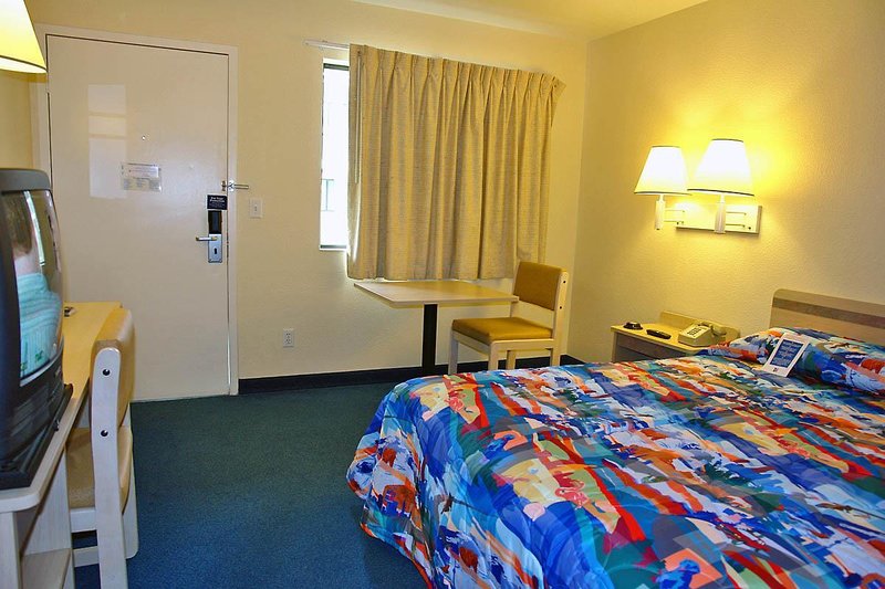 motel 6 carlsbad ca beach
