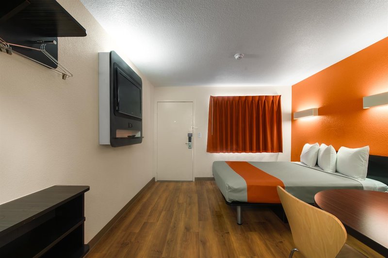 motel 6 carlsbad ca beach