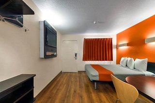 motel 6 carlsbad ca beach