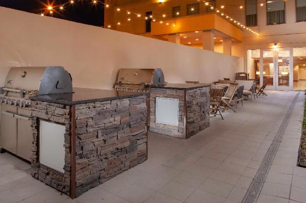 fairfield inn and suites by marriott dallas downtown