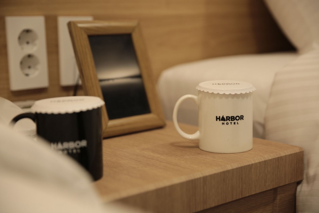 harbor hotel
