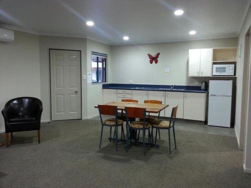 asure albert park motor lodge