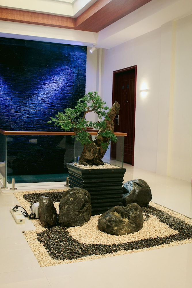 casa rafael business inn
