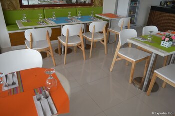 casa rafael business inn