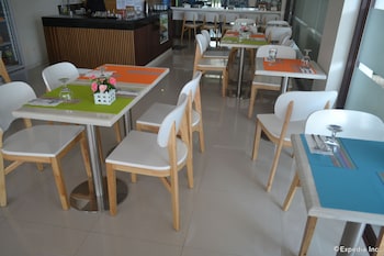 casa rafael business inn