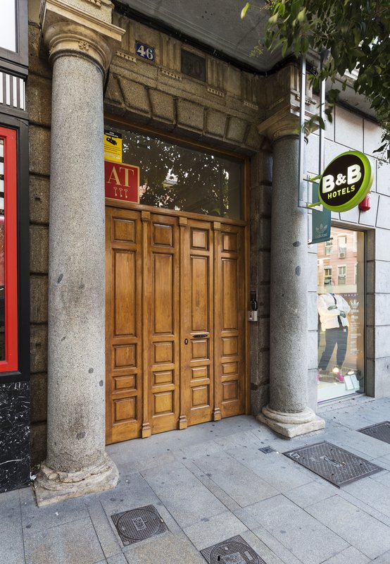 bandb hotel madrid centro f46 apartamentos
