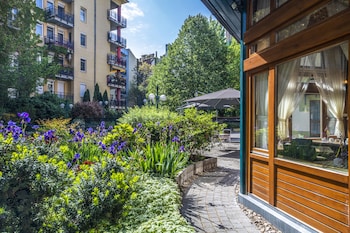corvin hotel budapest sissi wing