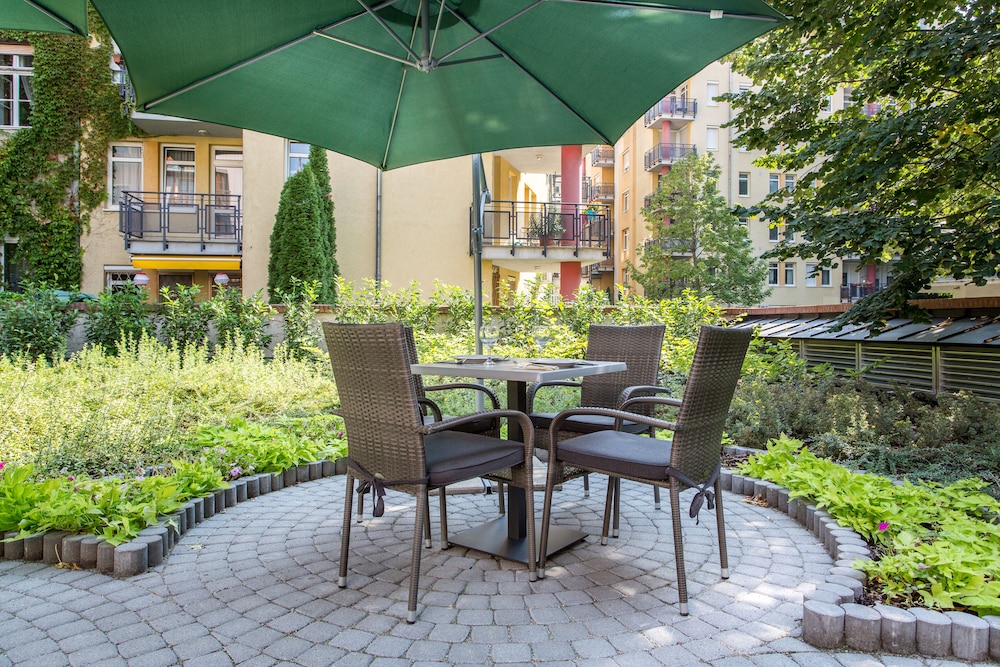 corvin hotel budapest sissi wing