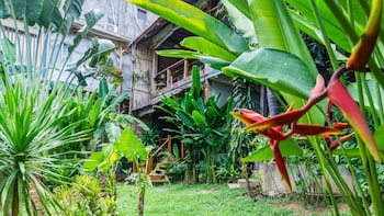 happiness boutique resort