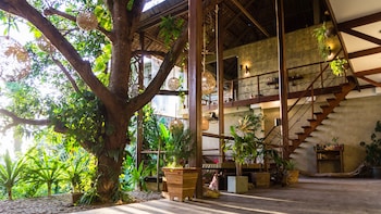 happiness boutique resort