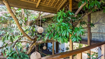 happiness boutique resort