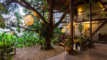 happiness boutique resort