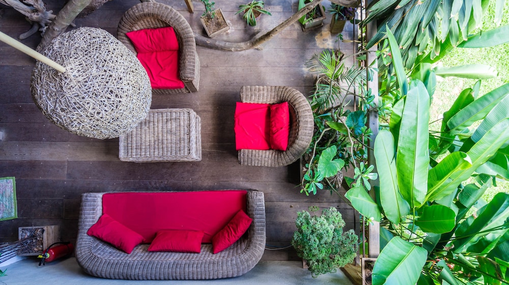 happiness boutique resort