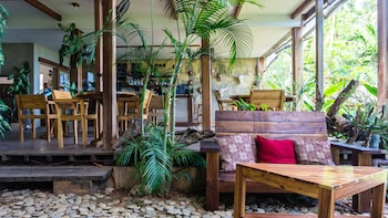 happiness boutique resort